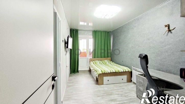 3-комн квартира улица Антонова-Овсеенко, 1,  д. 1