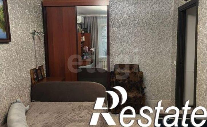 2-комн квартира Керамическая улица, 37,  д. 37