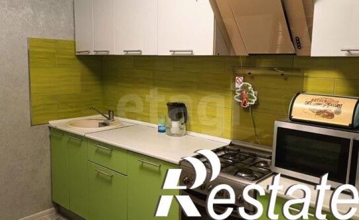 2-комн квартира Керамическая улица, 37,  д. 37