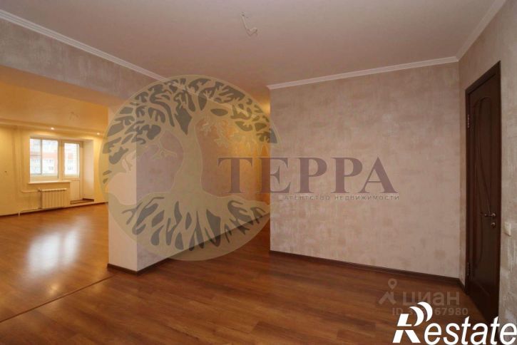 3-комн квартира улица 60-й Армии, 27,  д. 27