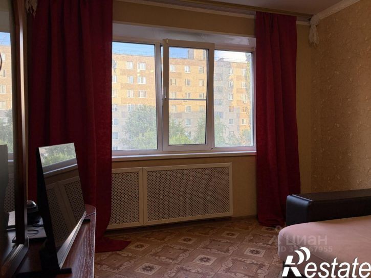 2-комн квартира улица 232-й Стрелковой Дивизии, 23,  д. 23