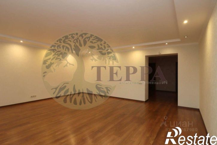 3-комн квартира улица 60-й Армии, 27,  д. 27