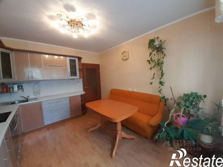 3-комн квартира Московский проспект, 94,  д. 94