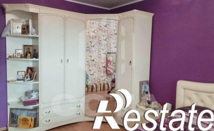 2-комн квартира улица Хользунова, 40Д,  д. 40Д