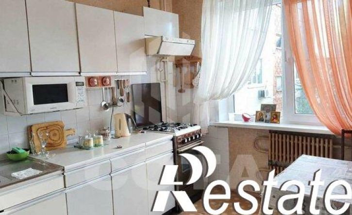3-комн квартира улица Генерала Лизюкова, 38,  д. 38
