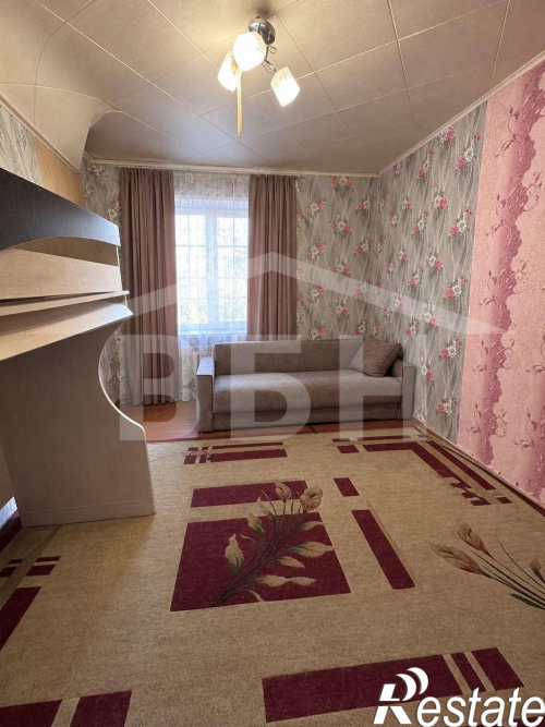 Продажа 2-комн квартиры Социалистическая улица, 10
