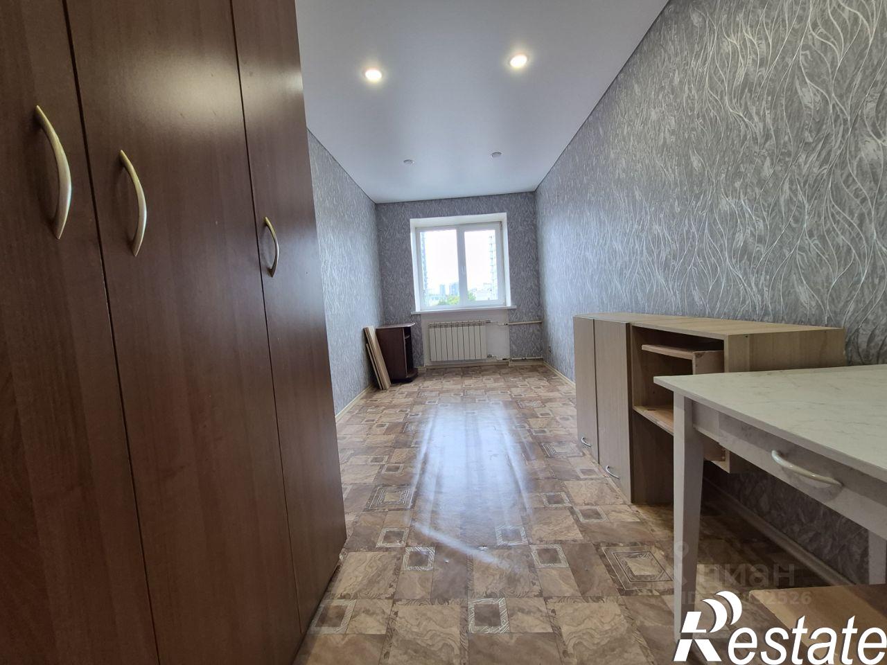 Купить комнату за 920 000 рублей на Брянская улица, 1