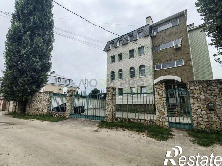 2-комн квартира Кленовый переулок, 28,  д. 28