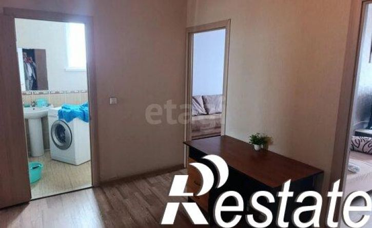 3-комн квартира улица Ворошилова, 45Б,  д. 45Б