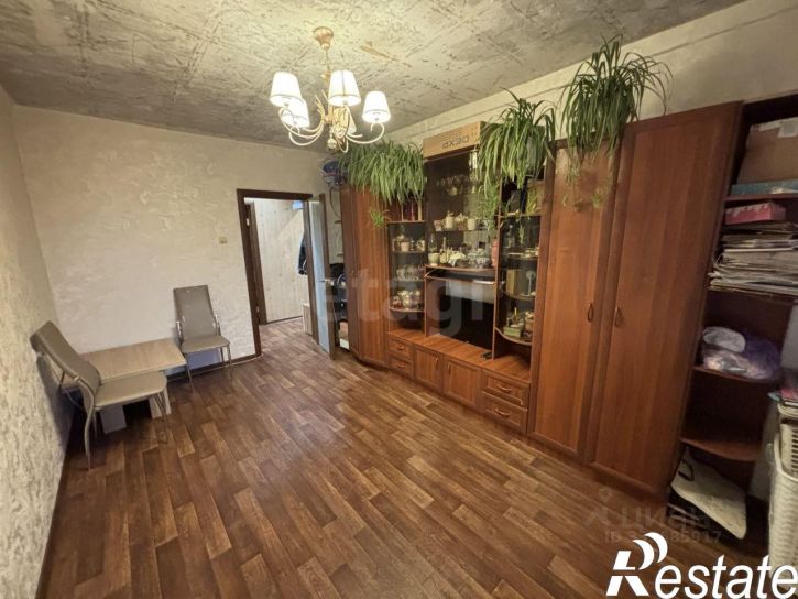 4-комн квартира улица Хользунова, 100,  д. 100