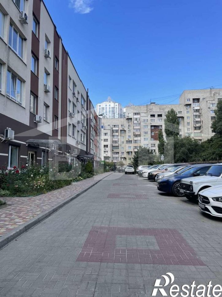 4-комн квартира Спортивная наб, 23кБ