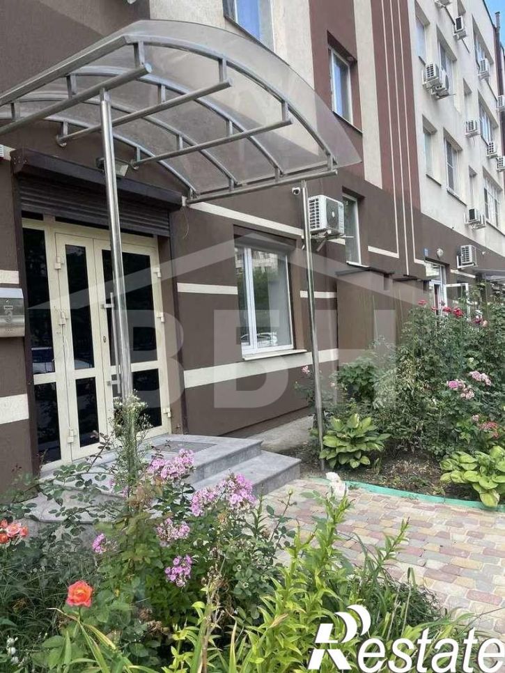 4-комн квартира Спортивная наб, 23кБ