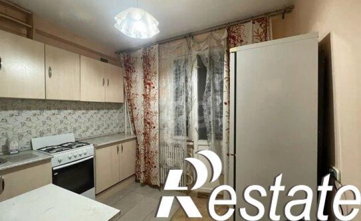2-комн квартира улица Хользунова, 84,  д. 84