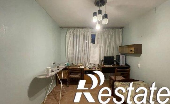 2-комн квартира улица Хользунова, 84,  д. 84
