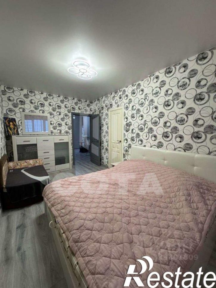 3-комн квартира улица Академика Конопатова, 13,  д. 13