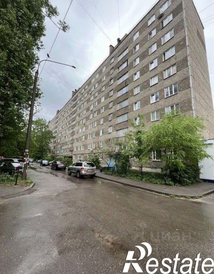 4-комн квартира улица Хользунова, 92,  д. 92