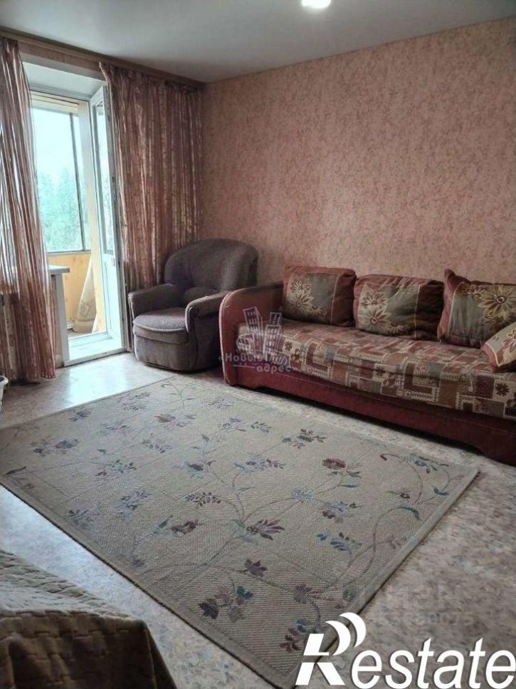 2-комн квартира улица Хользунова, 98,  д. 98