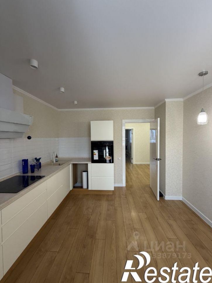 2-комн квартира улица Антонова-Овсеенко, 33Б,  д. 33Б