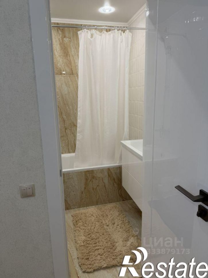 2-комн квартира улица Антонова-Овсеенко, 33Б,  д. 33Б