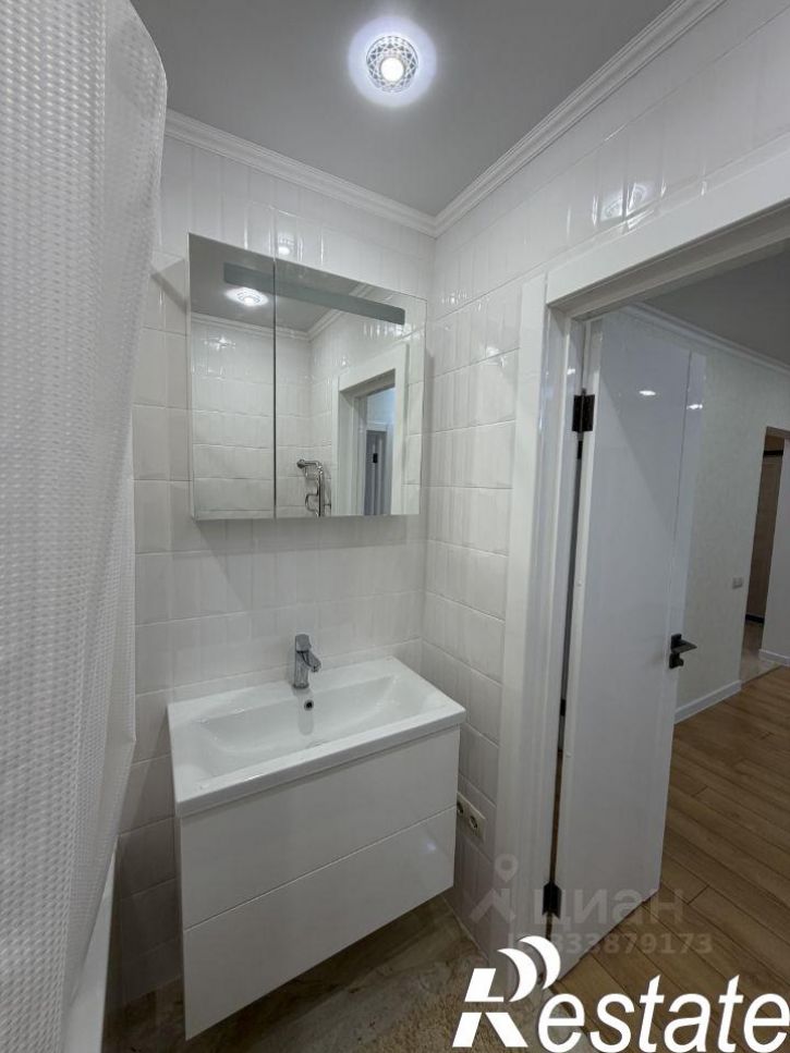 2-комн квартира улица Антонова-Овсеенко, 33Б,  д. 33Б