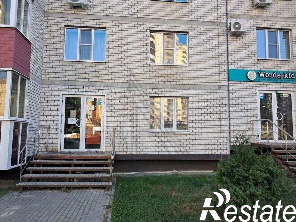 Сдать торговое помещение за 75 600 рублей на Олимпийский бульвар, 6