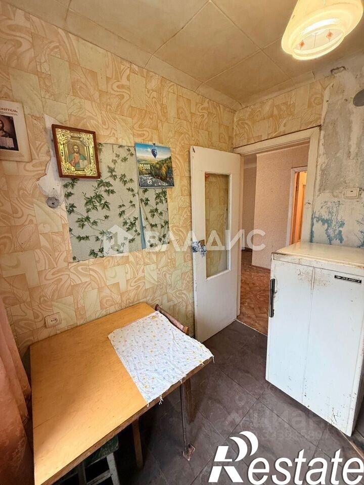 Купить квартиру за 2 400 000 рублей на Костромская улица, 10