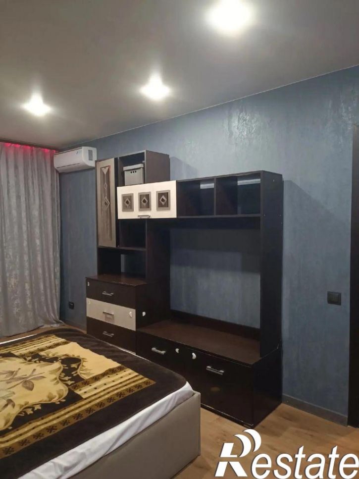 1-комн квартира 9 Января ул, 286