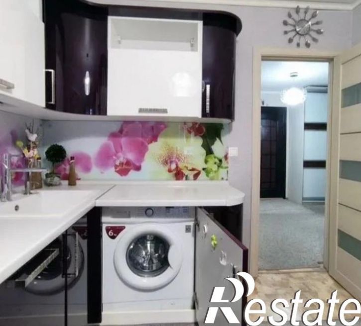 2-комн квартира Генерала Лизюкова ул, 76А