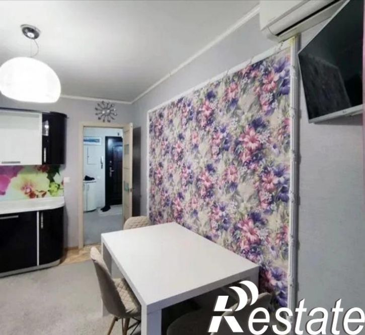2-комн квартира Генерала Лизюкова ул, 76А