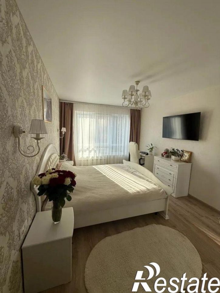 2-комн квартира 9 Января ул, 68к2