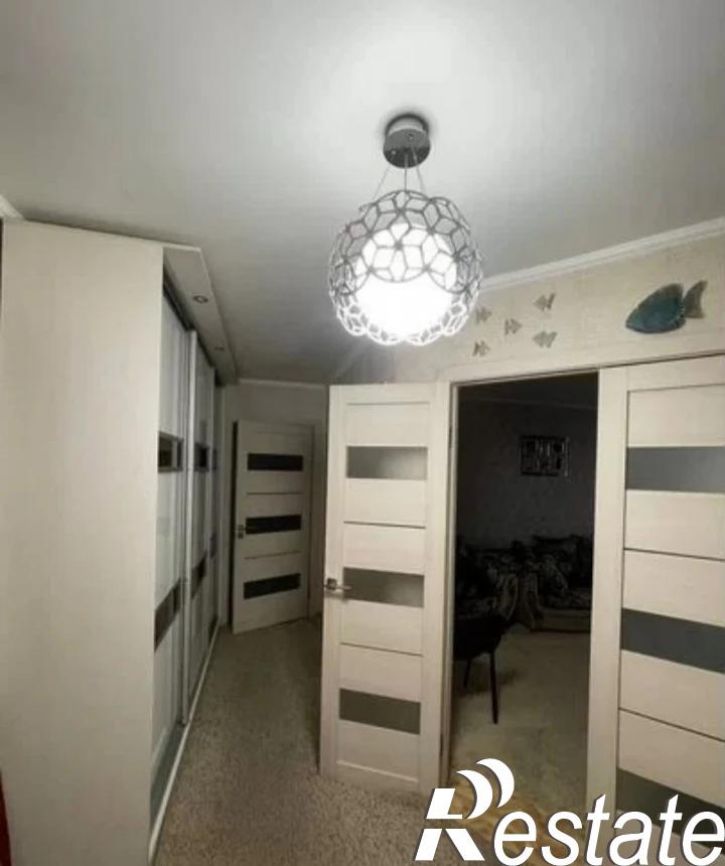 2-комн квартира Генерала Лизюкова ул, 76А