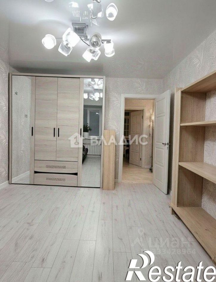 3-комн квартира улица 9 Января, 54В,  д. 54В