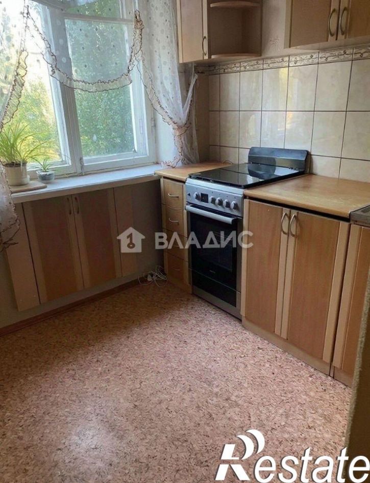 4-комн квартира улица Любы Шевцовой, 11,  д. 11