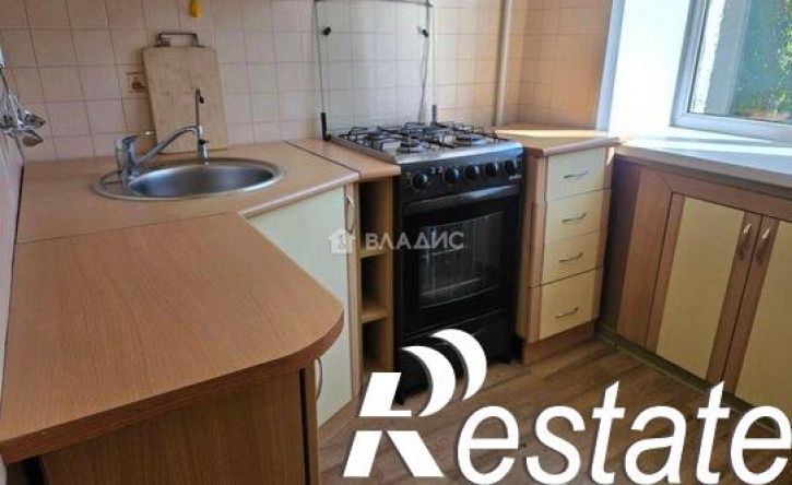 2-комн квартира улица Остужева, 5А,  д. 5А