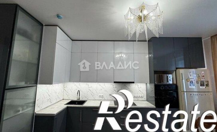 3-комн квартира улица Загоровского, 13 к3,  д. 13 к3