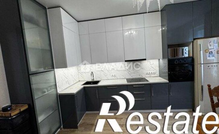 3-комн квартира улица Загоровского, 13 к3,  д. 13 к3