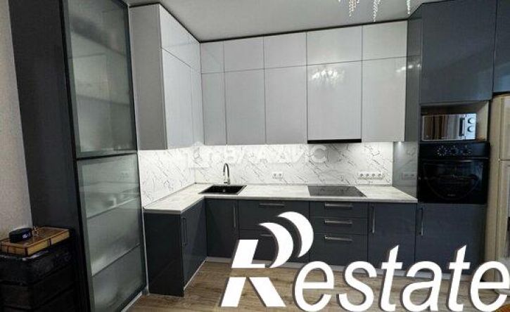 3-комн квартира улица Загоровского, 13 к3,  д. 13 к3