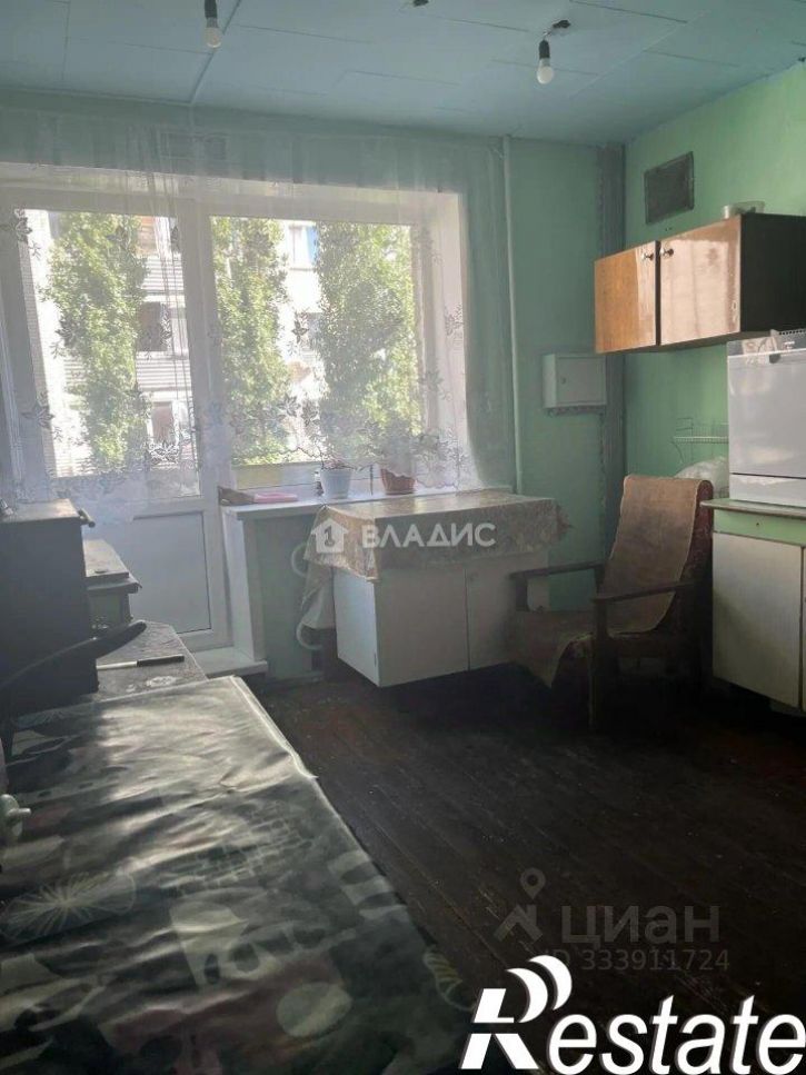 Комната улица Урывского, 18,  д. 18