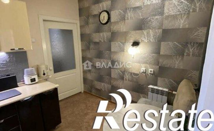 1-комн квартира улица Артамонова, 34/7,  д. 34/7