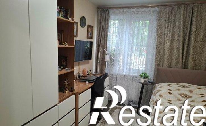 5-комн квартира улица Генерала Лизюкова, 35,  д. 35