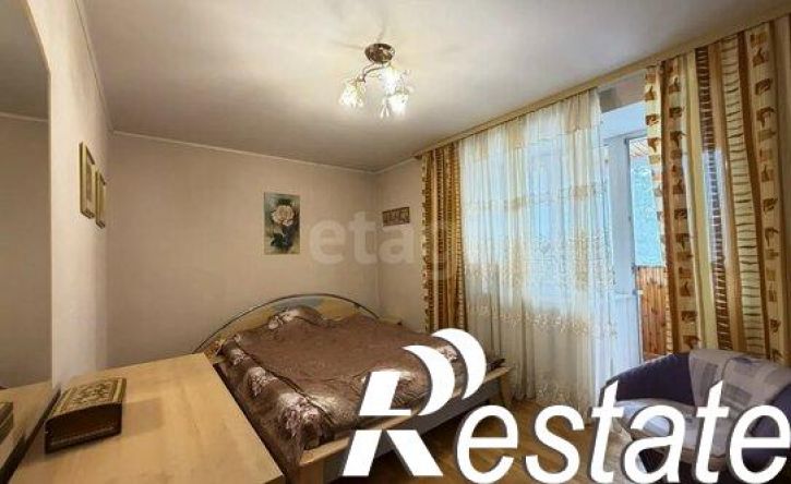 3-комн квартира бульвар Победы, 49,  д. 49