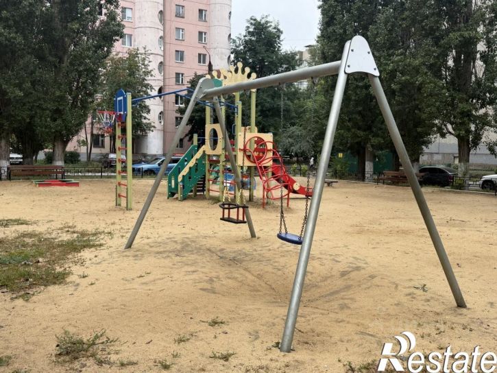 3-комн квартира бульвар Победы, 22,  д. 22