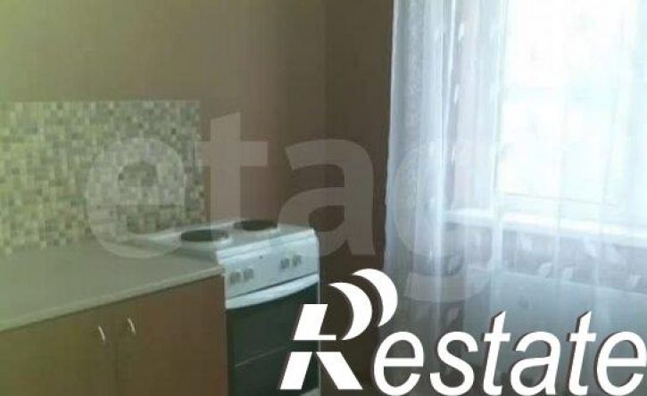 2-комн квартира улица Героев Сибиряков, 75,  д. 75