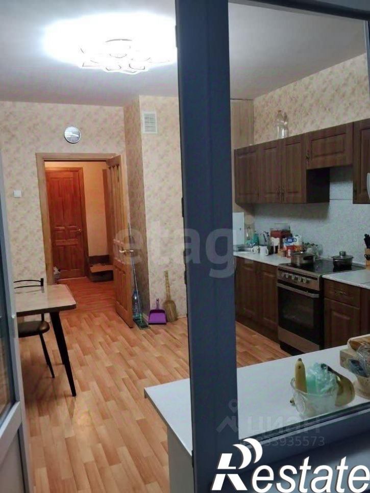 3-комн квартира улица 45-й Стрелковой Дивизии, 249/3,  д. 249/3