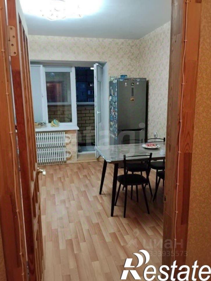 3-комн квартира улица 45-й Стрелковой Дивизии, 249/3,  д. 249/3