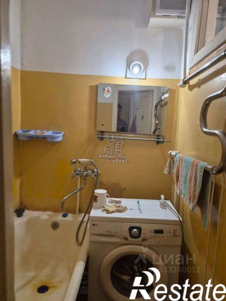 2-комн квартира улица 121-й Стрелковой Дивизии, 58,  д. 58