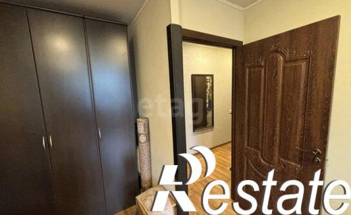 2-комн квартира улица Героев Сибиряков, 8,  д. 8