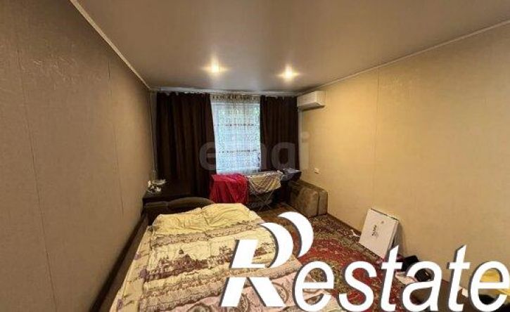 2-комн квартира улица Героев Сибиряков, 8,  д. 8