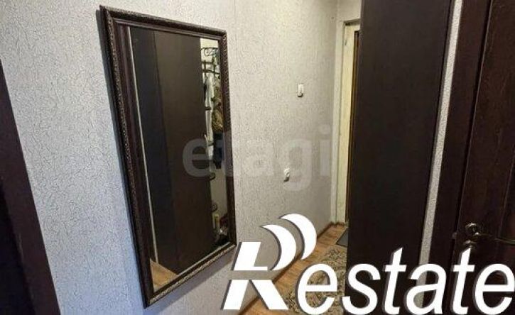 2-комн квартира улица Героев Сибиряков, 8,  д. 8