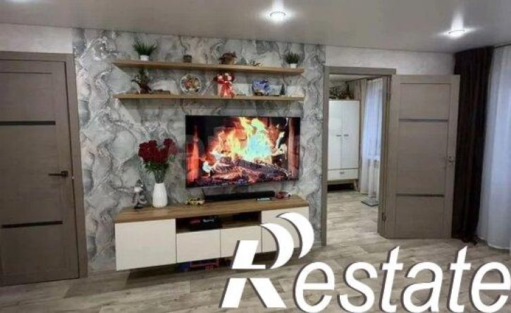 2-комн квартира проспект Труда, 27,  д. 27
